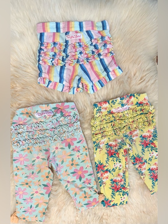 Ruffle Butts Other - Ruffle Butts Multicolor Striped Shorts with Pastel Floral Leggings Set